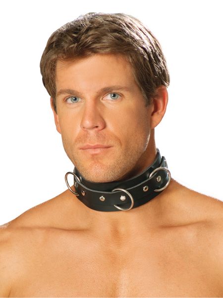 MEN'S LEATHER COLLAR WITH O RINGS AND NAIL HEADS