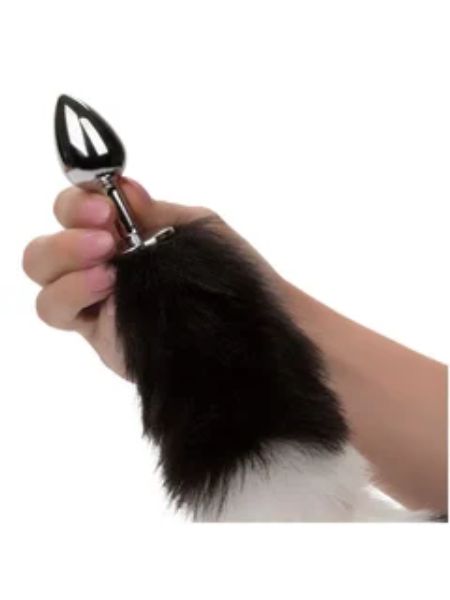 RUNNING WILD BLACK & WHITE TAIL