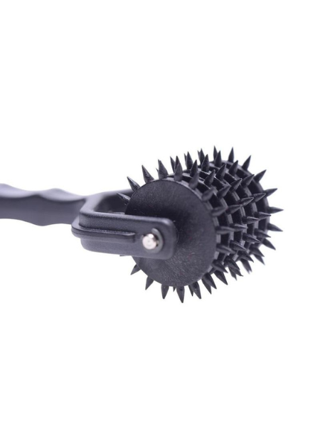 MASTER SERIES SPIKED 5 ROW PINWHEEL - BLACK